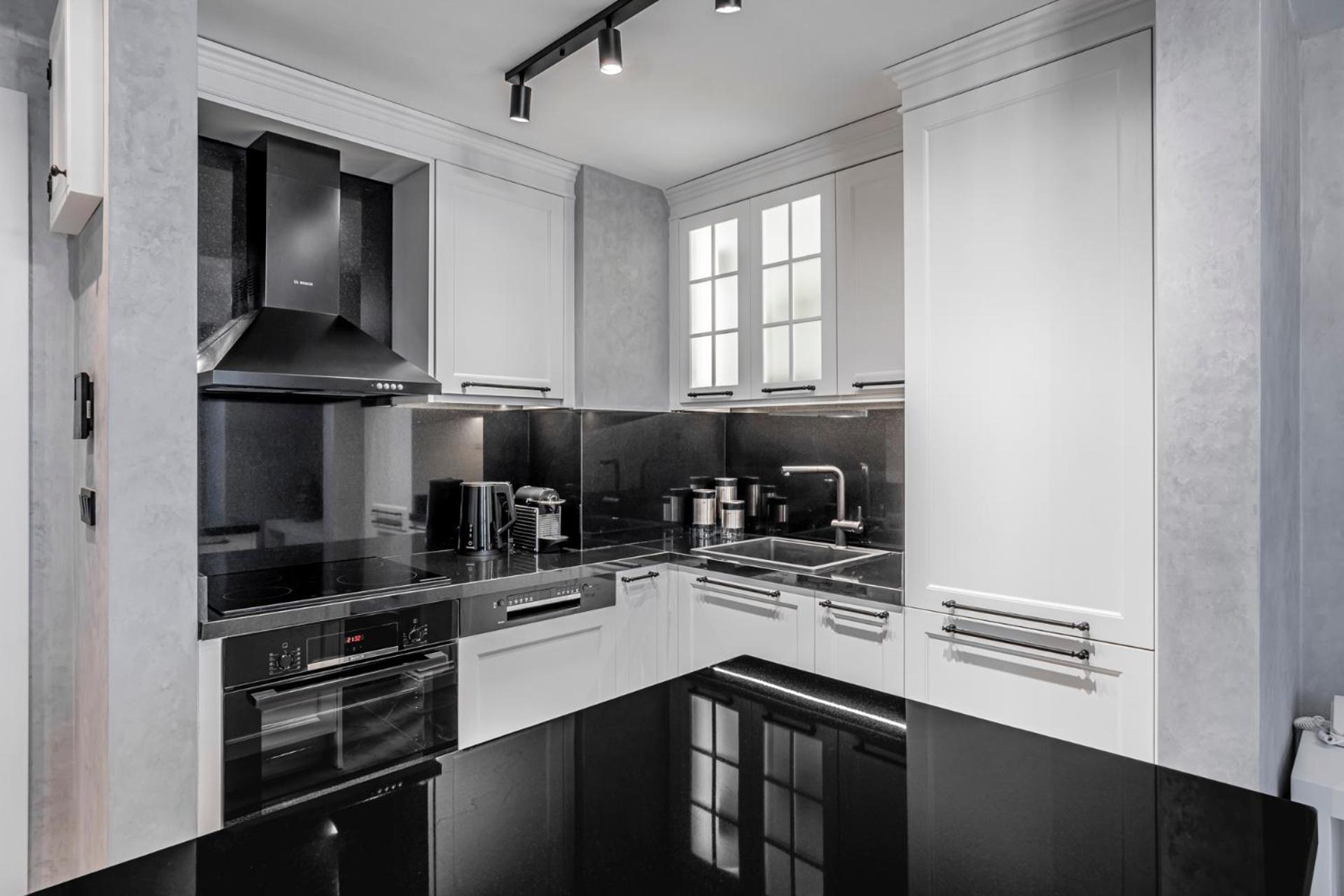 One-Bedroom Deluxe Apartment,1643777828:JPEG